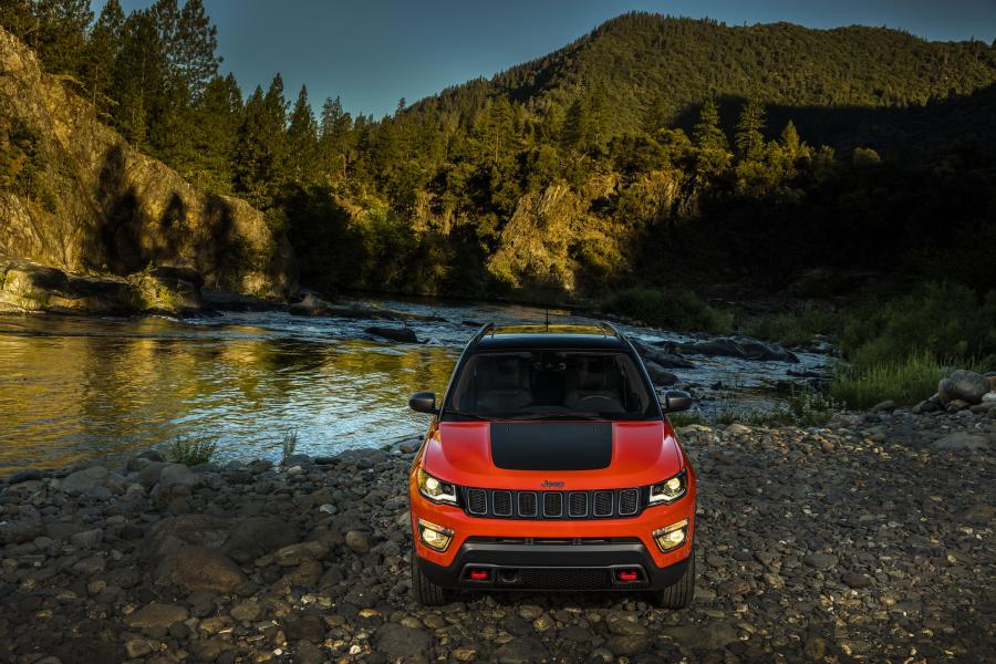  Jeep Compass Trailhawk 2017 года  (NA) (фото 20 из 51)